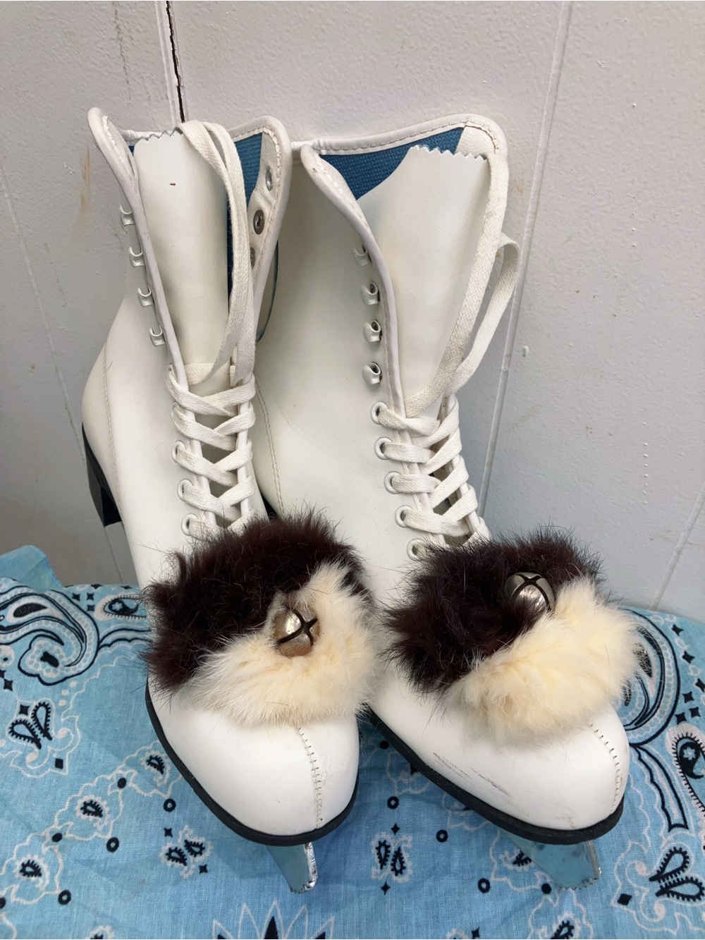 White Women's Lace-Up Figure Skates with Faux Fur Pom Detail